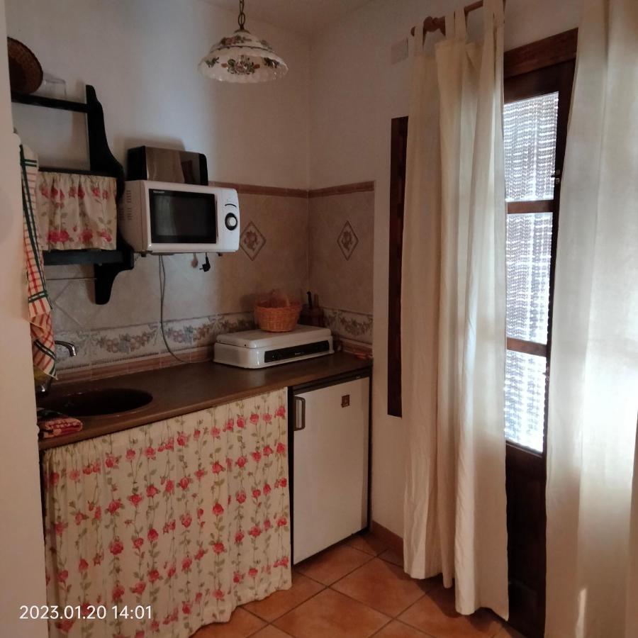 Apartamento Vacacional En La Alpujarra Laroles المظهر الخارجي الصورة